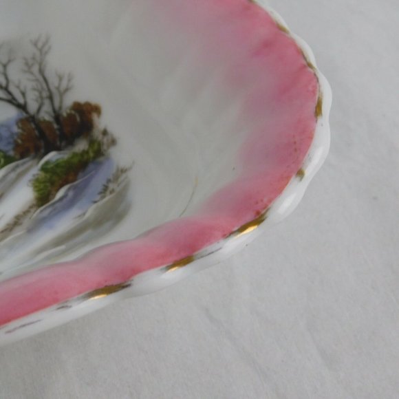 Vintage Numbered 274/751 Pink Rim Square Bowl w/Handpainted Winter House Scene - Picture 4 of 6